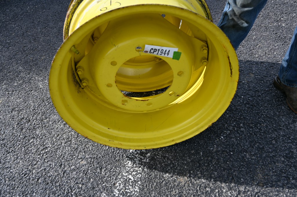 John Deere 12 24 Wheels CP1944 Craigmyle Farm Equipment Used Tractors